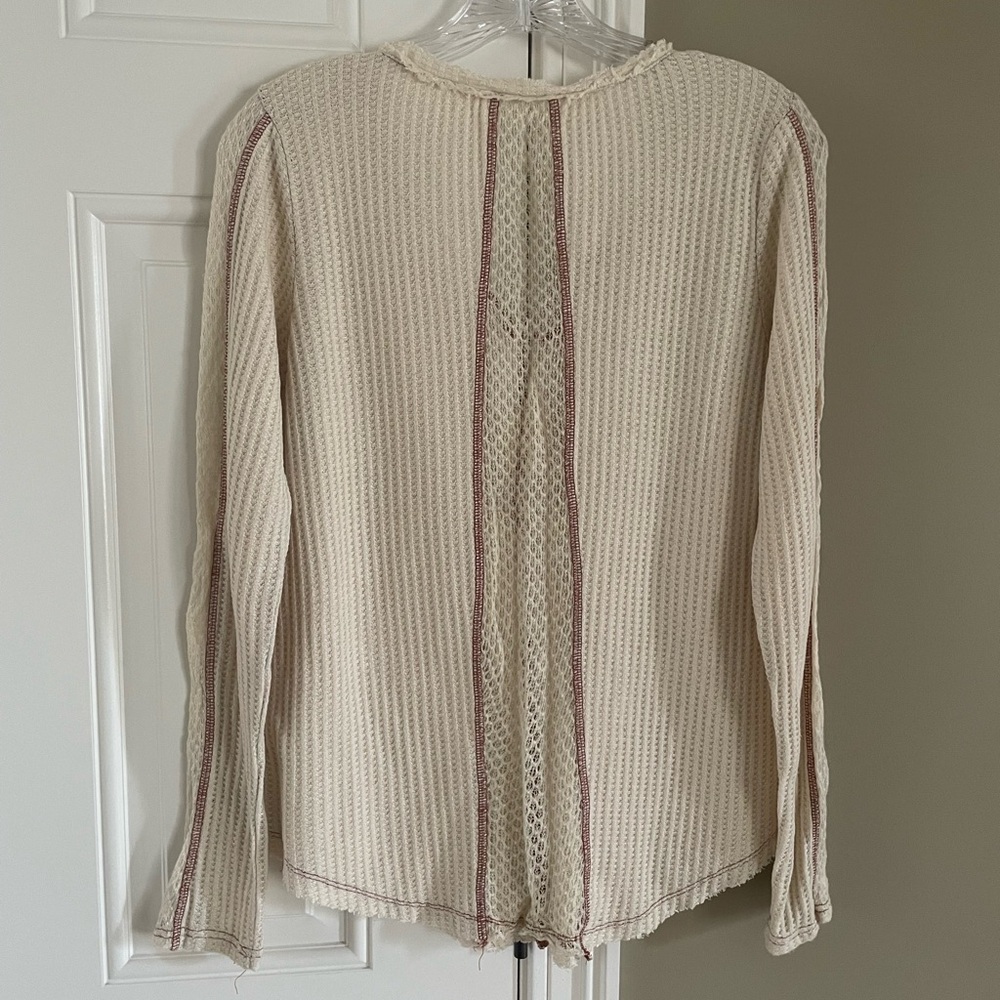 Hem & Thread Cream Ribbed Fitted Blouse - Picture 2 of 2